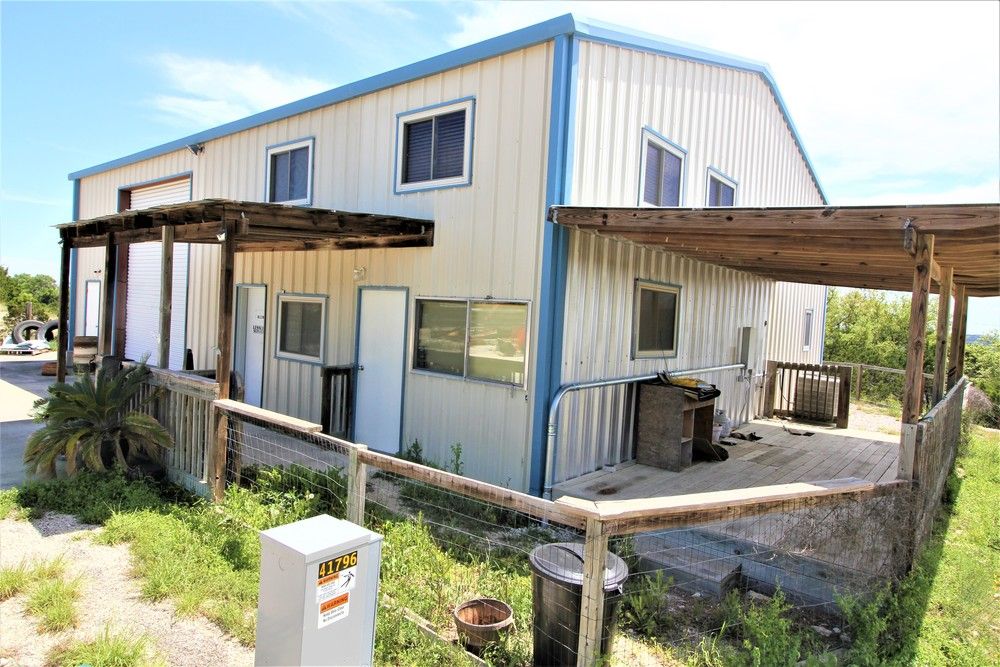 347 FM 289, Comfort, TX 78013